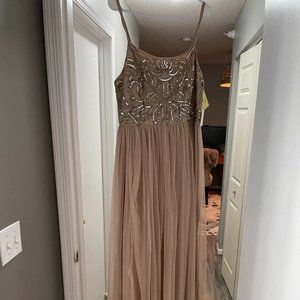 NEW Maya Deluxe Bridesmaid Dress Size 10
